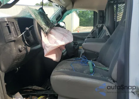 2023 Chevrolet Express G2500 из США, поврежденный, VIN 1GCWGAFP3P1127328